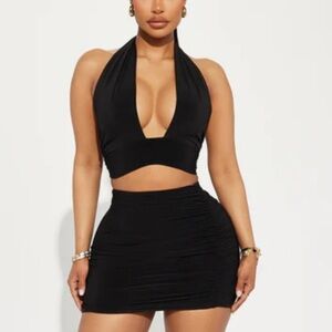 Fashion Nova Black Ruched Pencil Mini Skirt